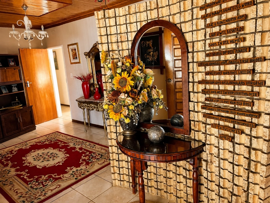 4 Bedroom Property for Sale in Flimieda North West